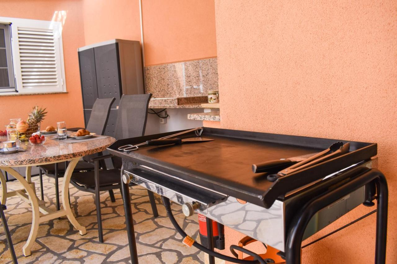 Kuca Za Odmor Antic - Holiday House Antic Novi Vinodolski Ngoại thất bức ảnh